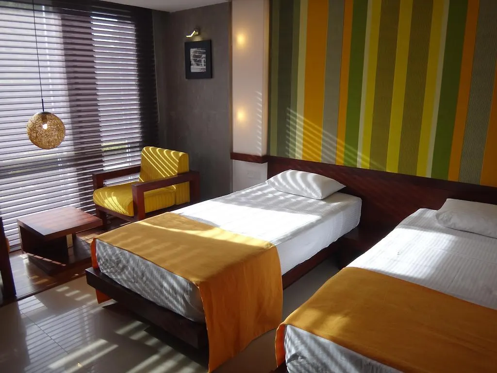 ****  Hotel Topaz Kandy Sri Lanka